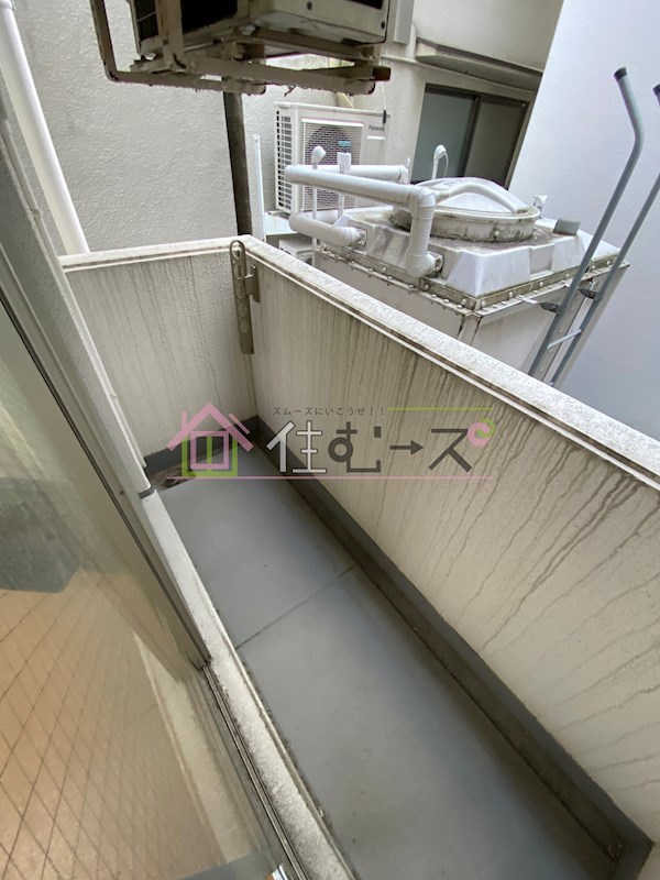 スーパーコート長居公園フロント ベランダ