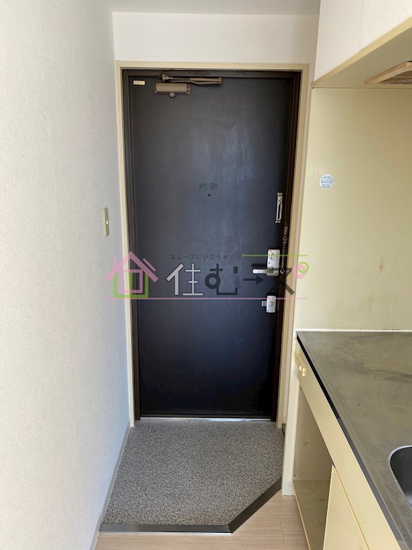 サカエマンション梅香 玄関