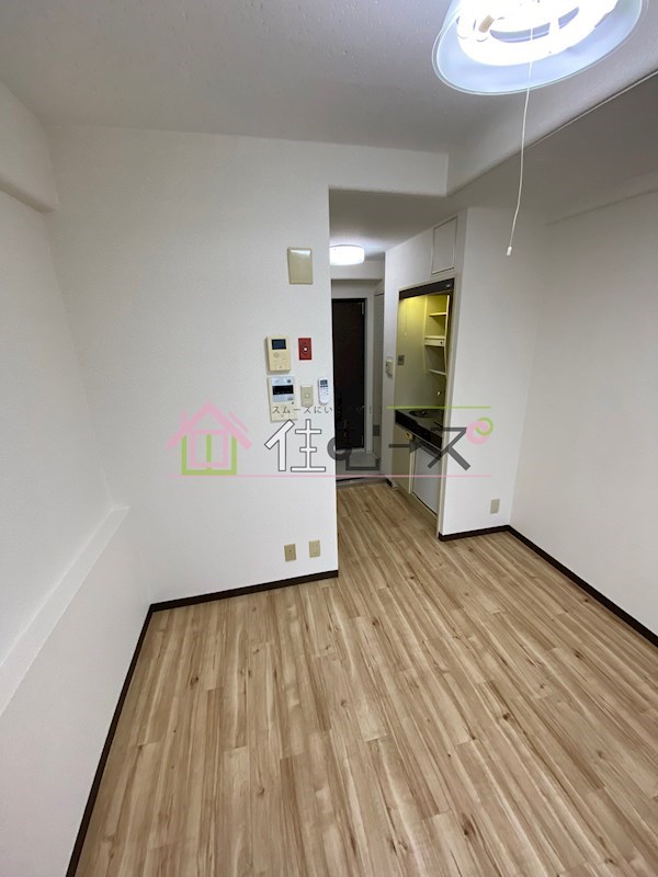 エルベロワイヤル16 リビング