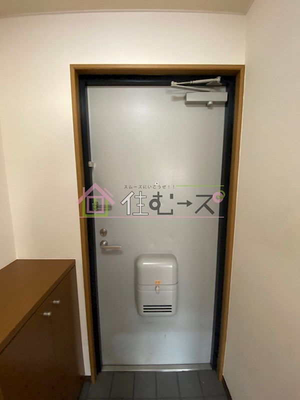 アクシリア駒川 玄関