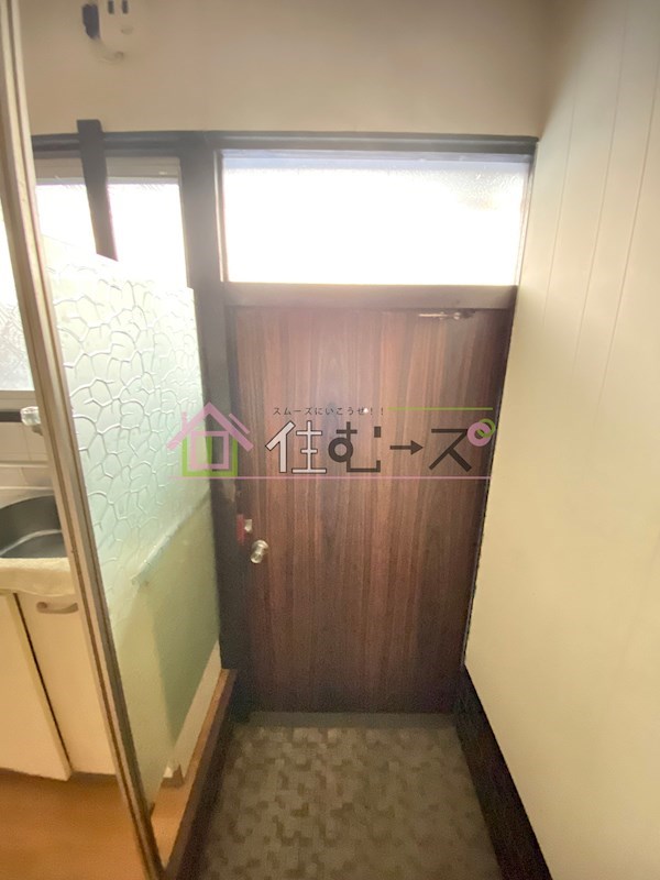 ビスタ安立 玄関