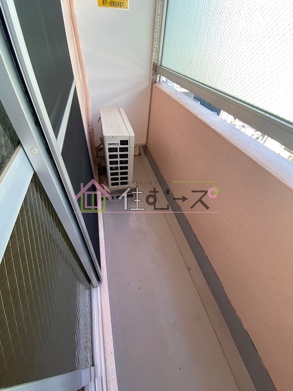 SKハイツ鶴橋 ベランダ