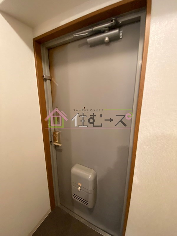 フレアコートKM福島 玄関