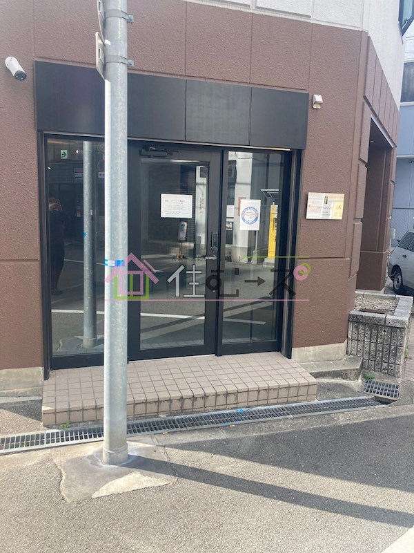 グランデュース難波桜川 エントランス