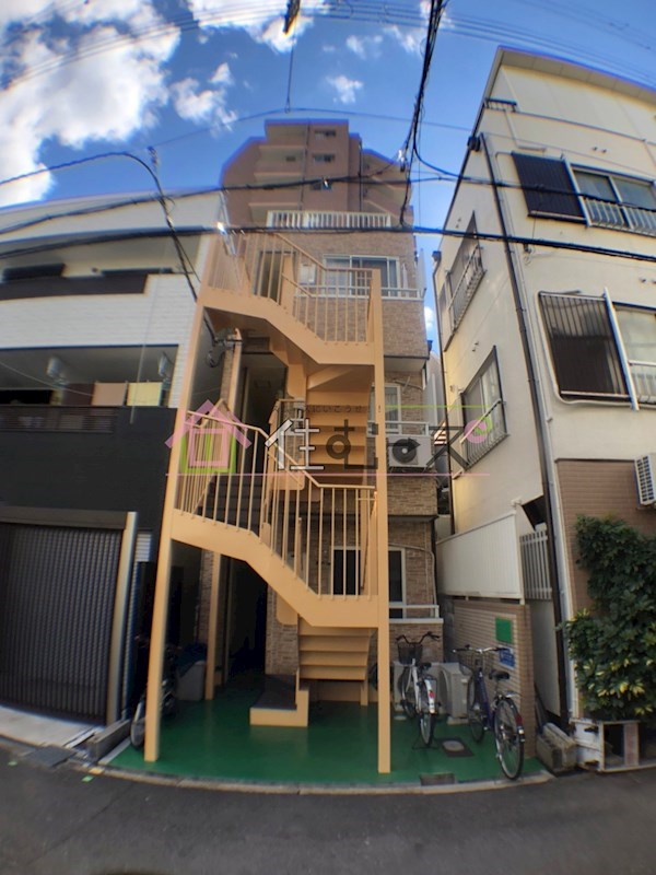 パレス 外観