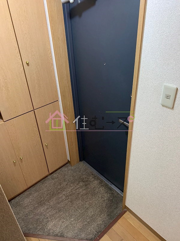 エステムコート新大阪 玄関