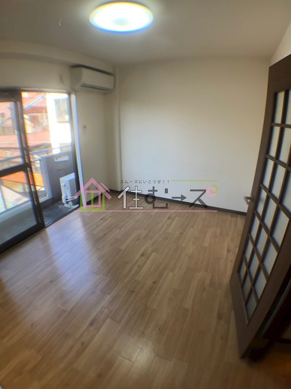 永田マンション ベッドルーム