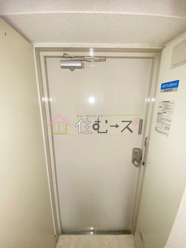 ビバリーヒルズ本田西  玄関