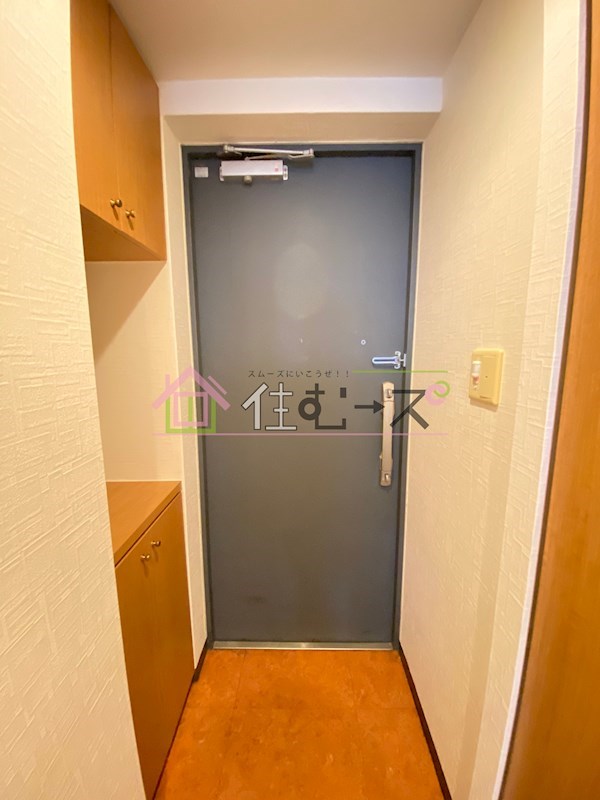 エステムコート梅田東アクアパレス 玄関