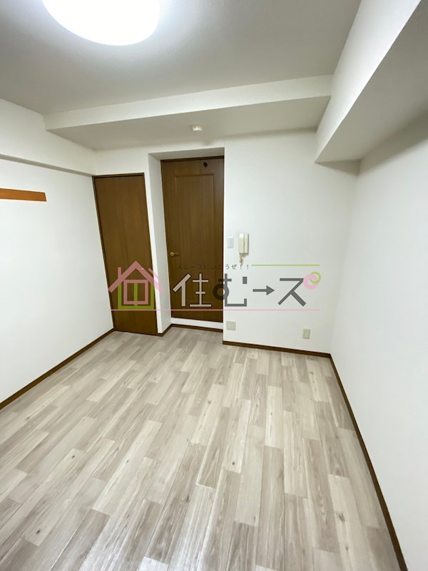 ヴィレッジリバー千日前 リビング