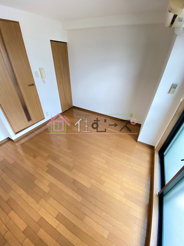 ディナスティ清水谷Ⅱ リビング