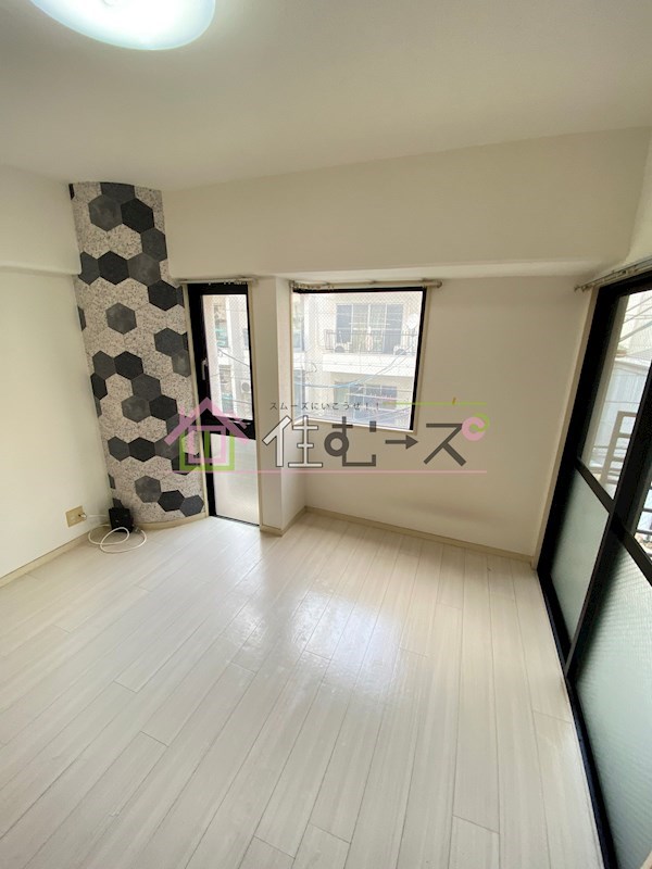 ハイエスト下寺 ベッドルーム