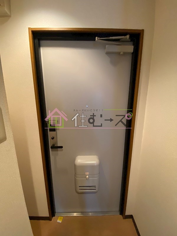 コフレ鶴橋 玄関