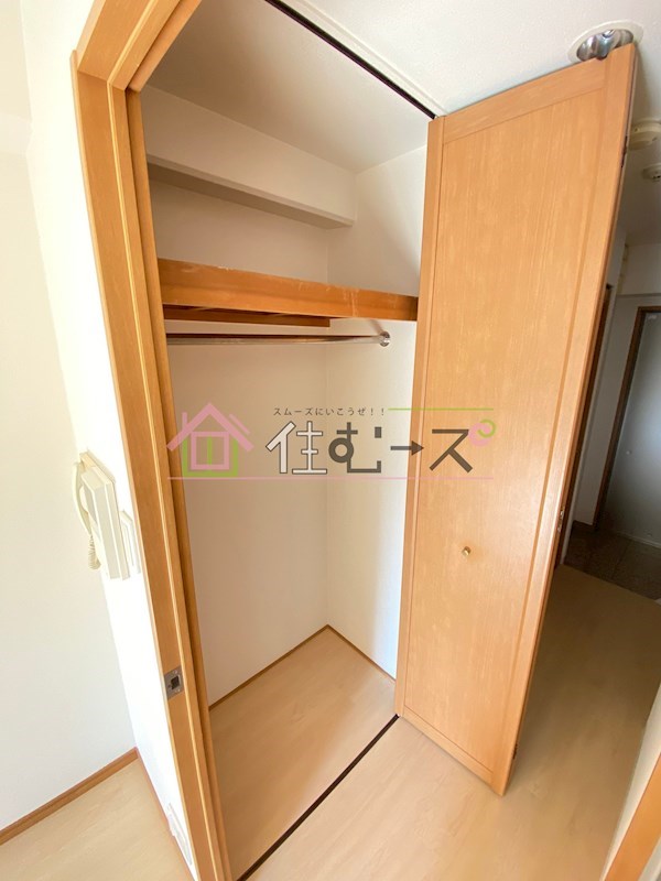 エスティライフ難波西 収納