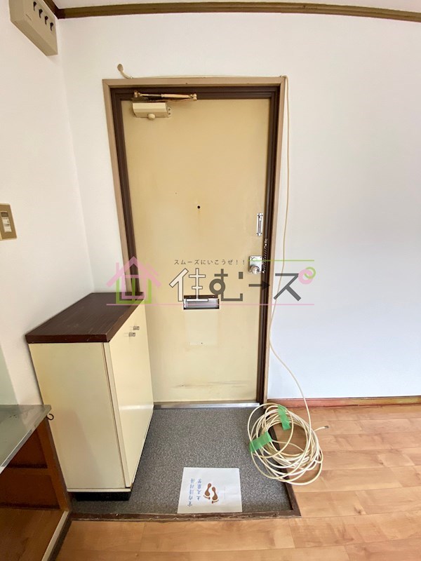 シャトー第2花園 玄関