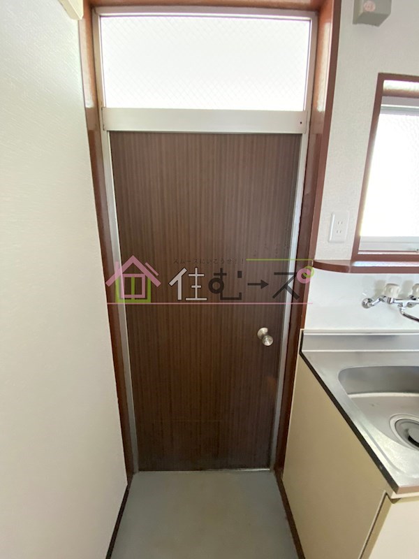 ニシノマンション 玄関