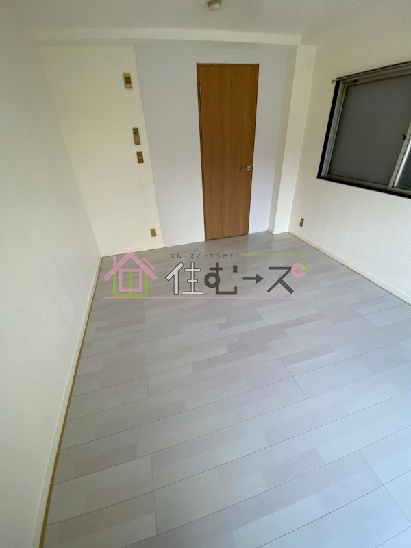 ヴィラナリー今市 リビング