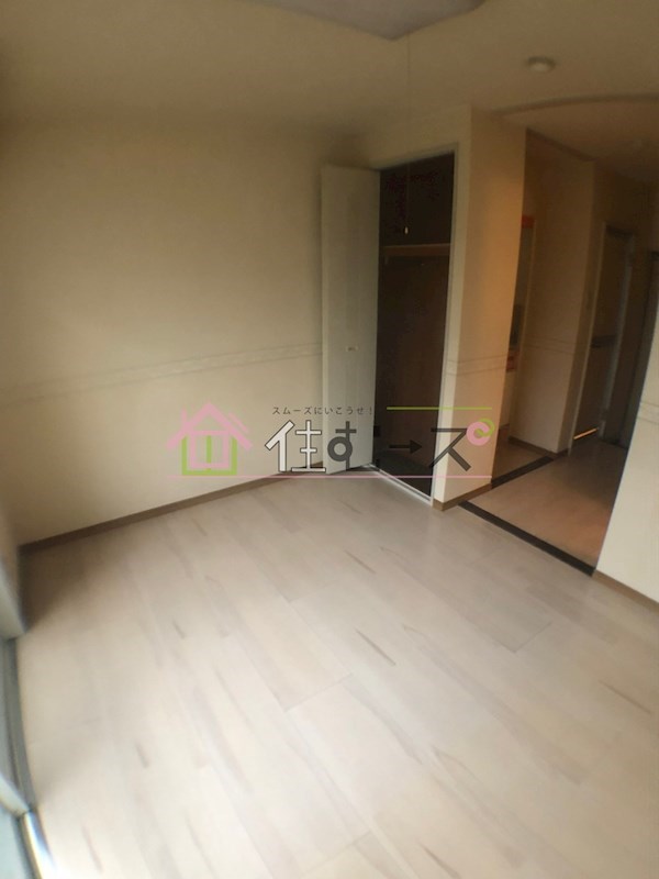 メゾンアンティーム リビング