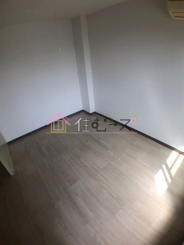 ウィン長居西 ベッドルーム