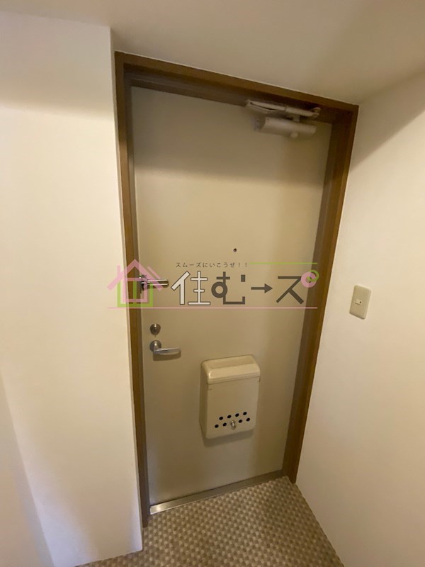 エスリード塚本第2 玄関