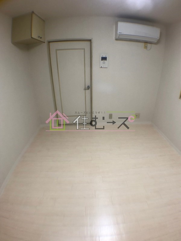 エムロード駒川 リビング