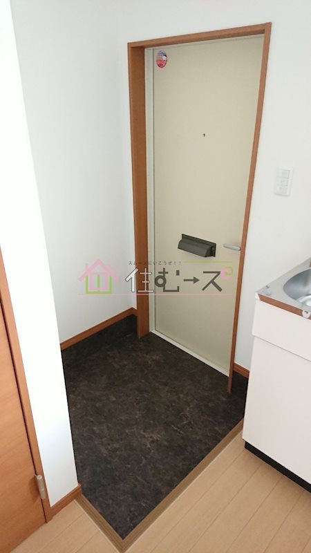 メゾンカーサ 玄関