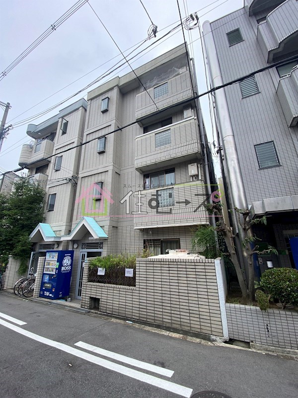 キングスアベニュー流町B棟 外観写真