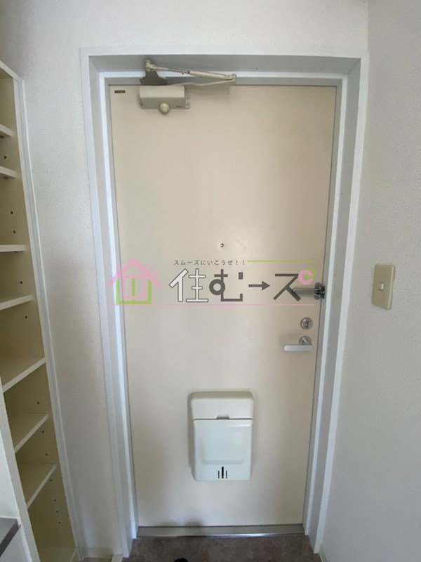 新森ロータリーマンション 玄関