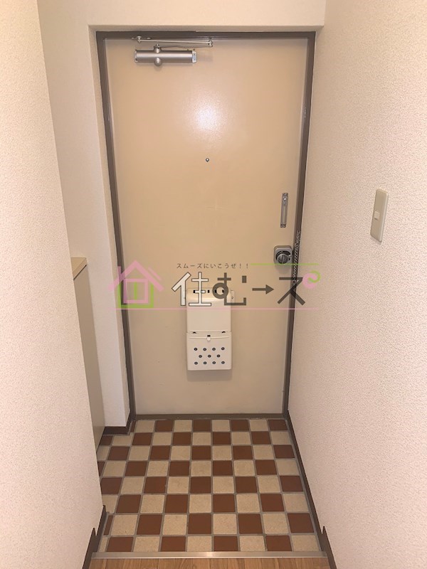 新大阪グランドハイツ北 玄関