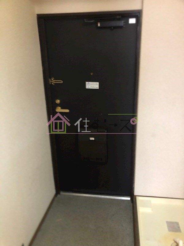 フローライト新大阪 玄関