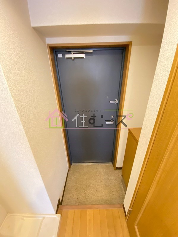 アヴァンシア2000 玄関