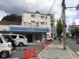 エミネンスヨシムラ コンビニ
