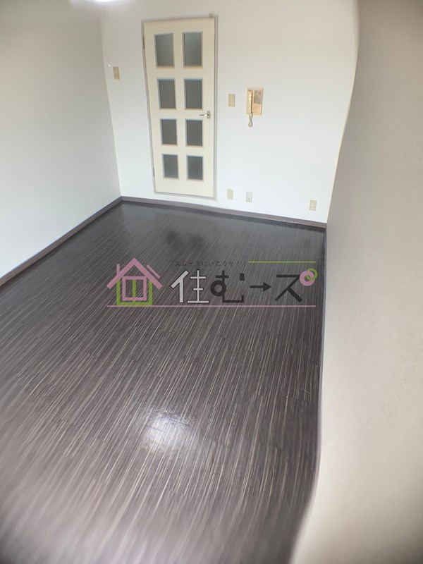 リアライズ西淡路 リビング