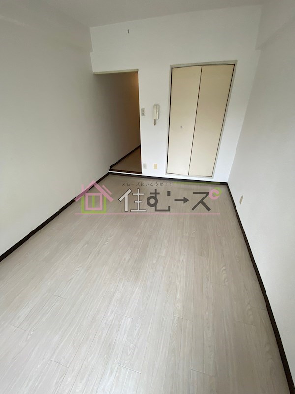 十三ホワイティ リビング