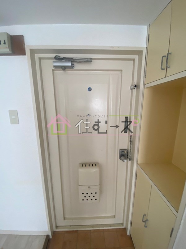 ラパンジール松屋町 玄関