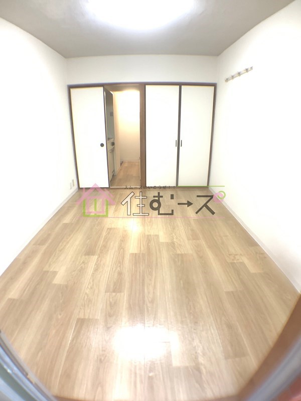 エリータ上新庄 リビング