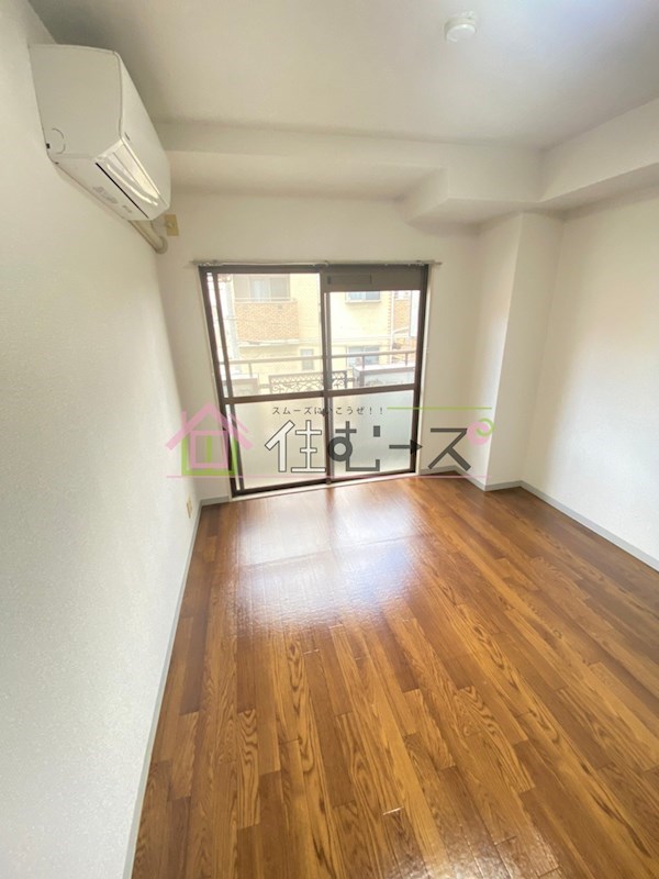 ロイヤル巽 ベッドルーム