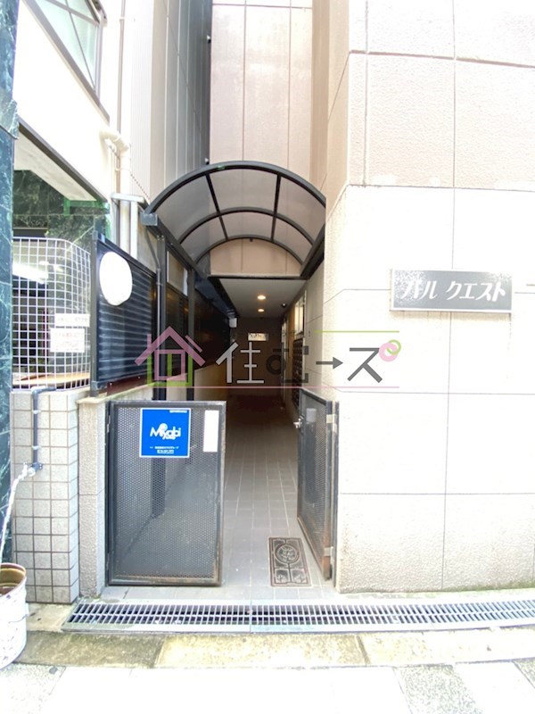パルクエスト エントランス