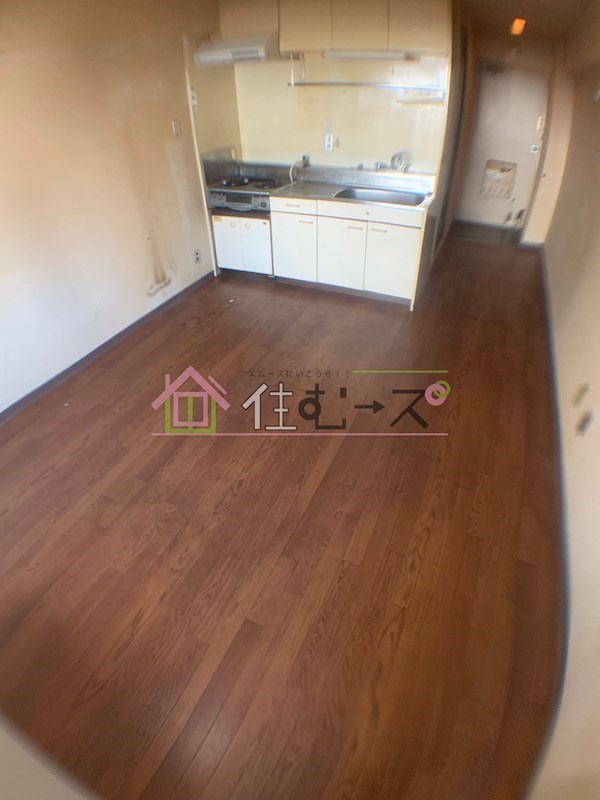 新大阪コーポビアネーズ リビング