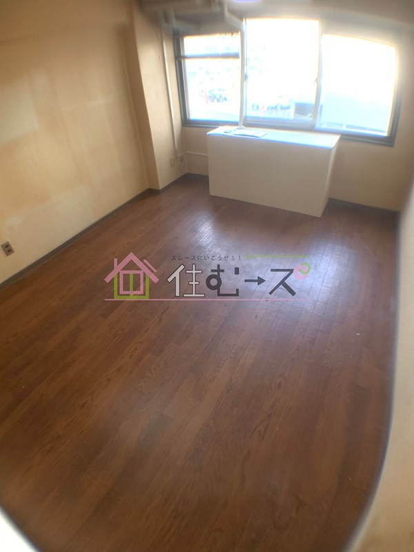 新大阪コーポビアネーズ ベッドルーム