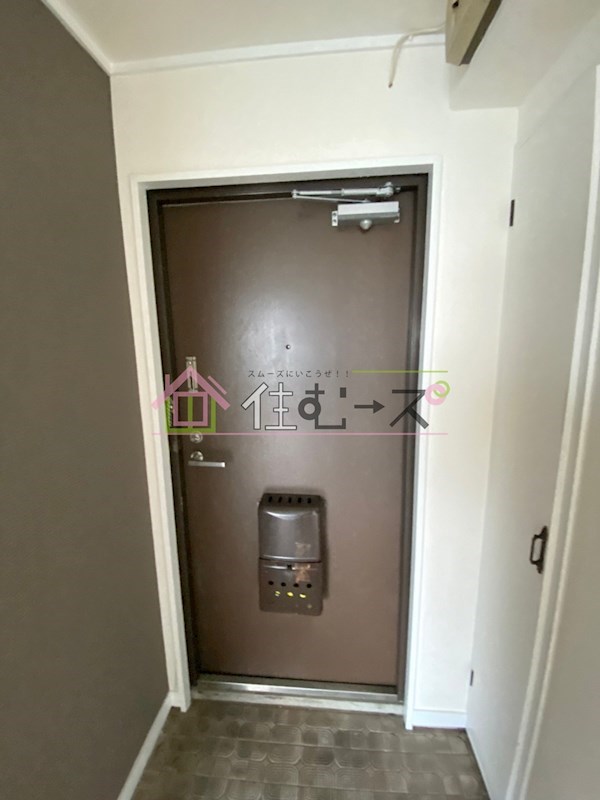 サントピア阿波座A棟 玄関