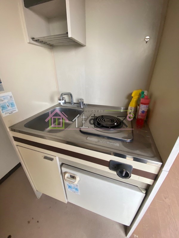 明星館 キッチン