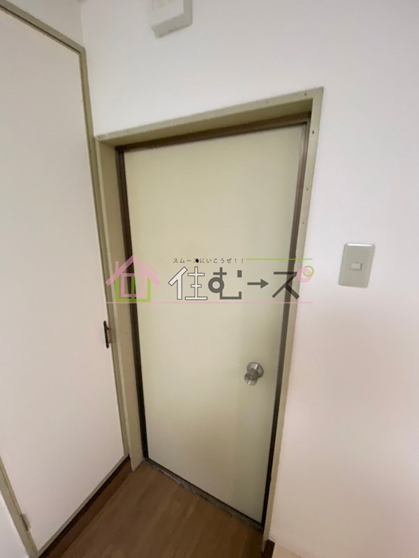 サンローズ小林 玄関