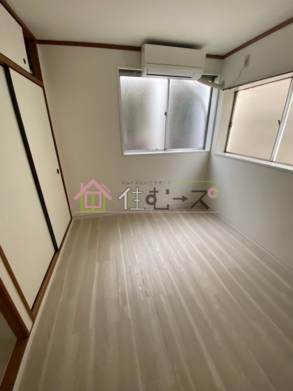 サンローズ小林 ベッドルーム