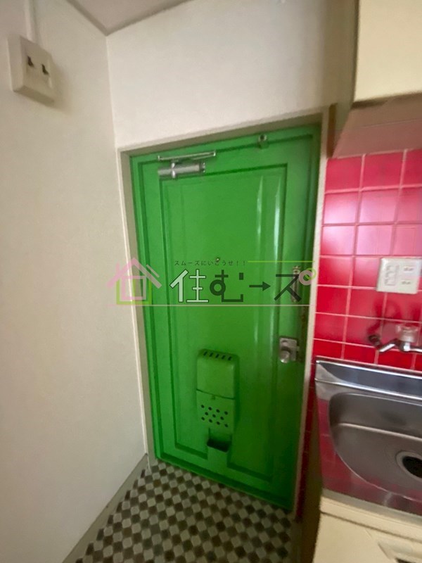 ノアーズアーク北堀江 玄関
