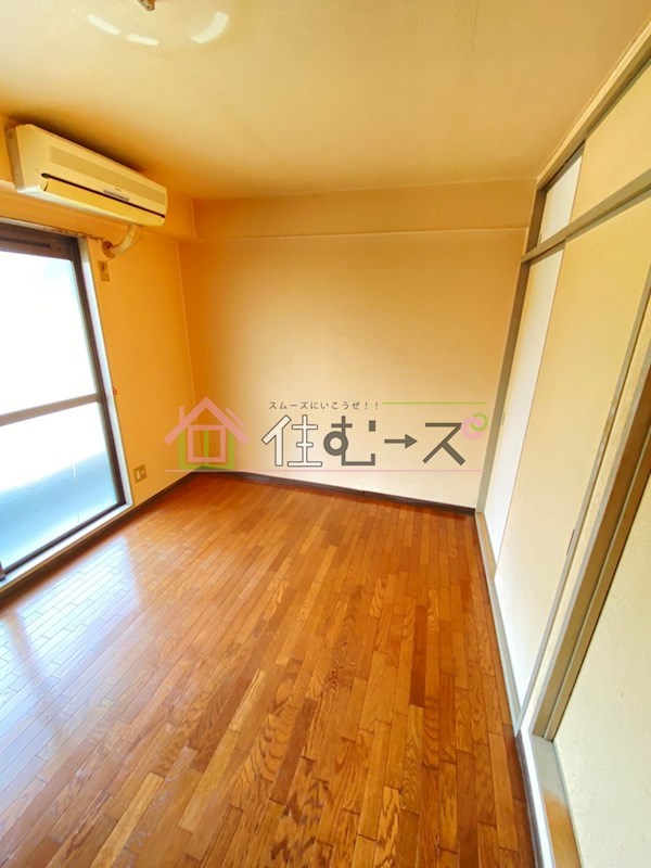 アワーハウス磯路弐番館  リビング