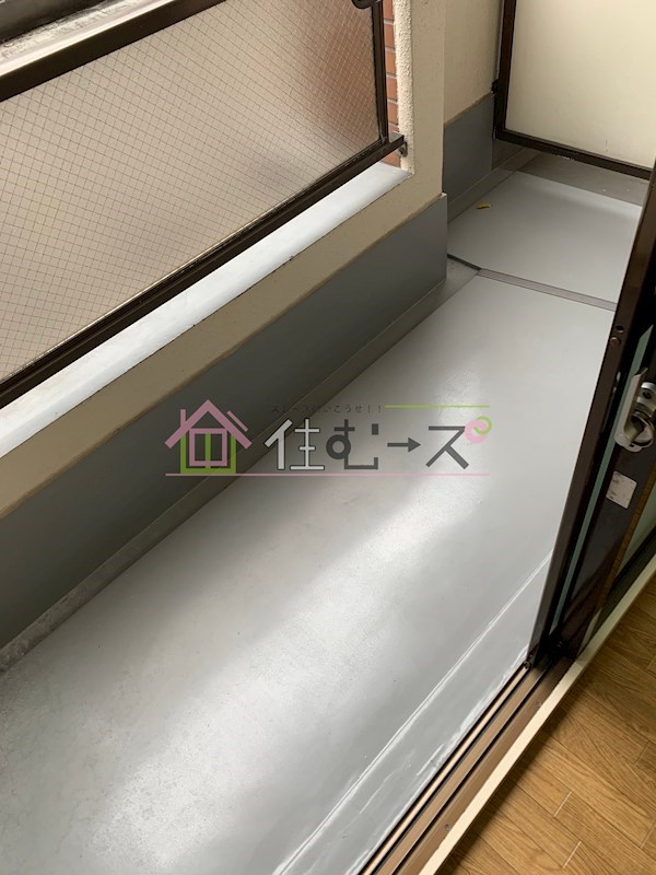 新大阪グランドハイツ北 ベランダ
