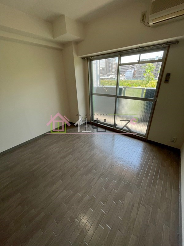 Art21 ベッドルーム