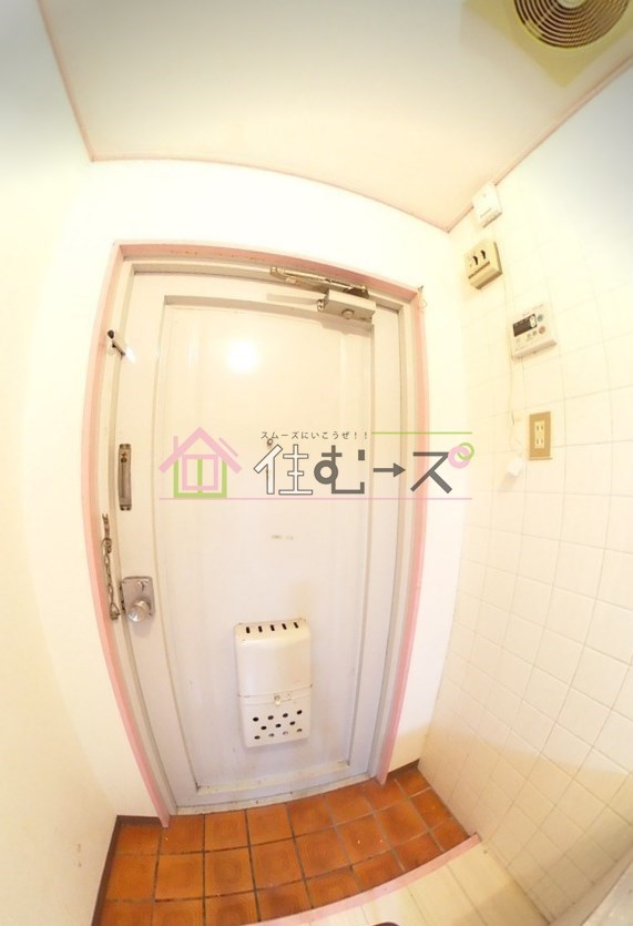 遠里小野パンション 玄関