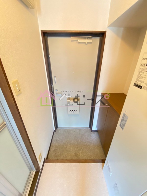 クレスト25 玄関